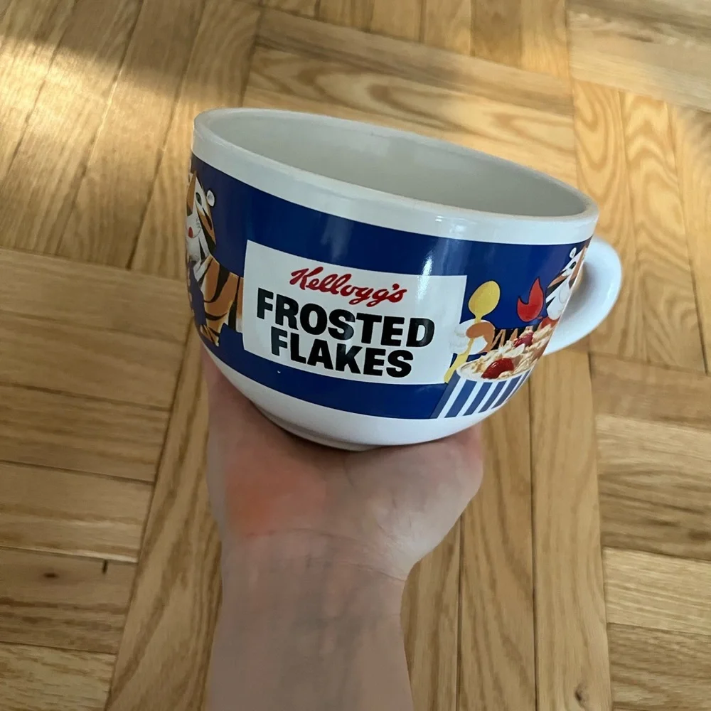 Kellogg's Frosted Flakes Blue Oversized Mug/Bowl - Picture 3 of 4